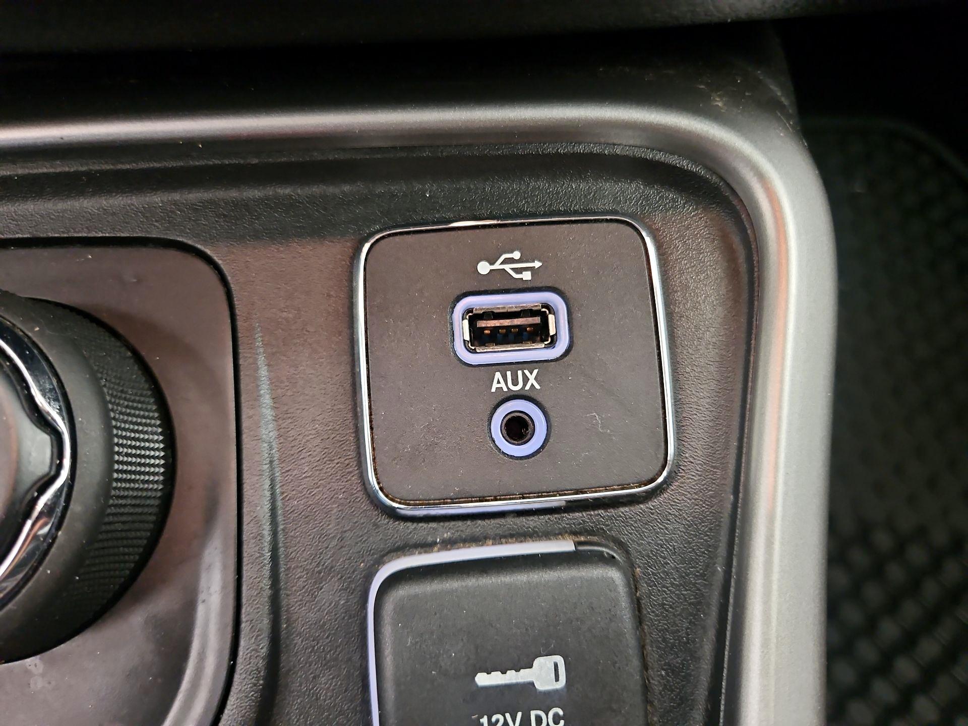 Thumbnail: 2018 Jeep Compass - 18