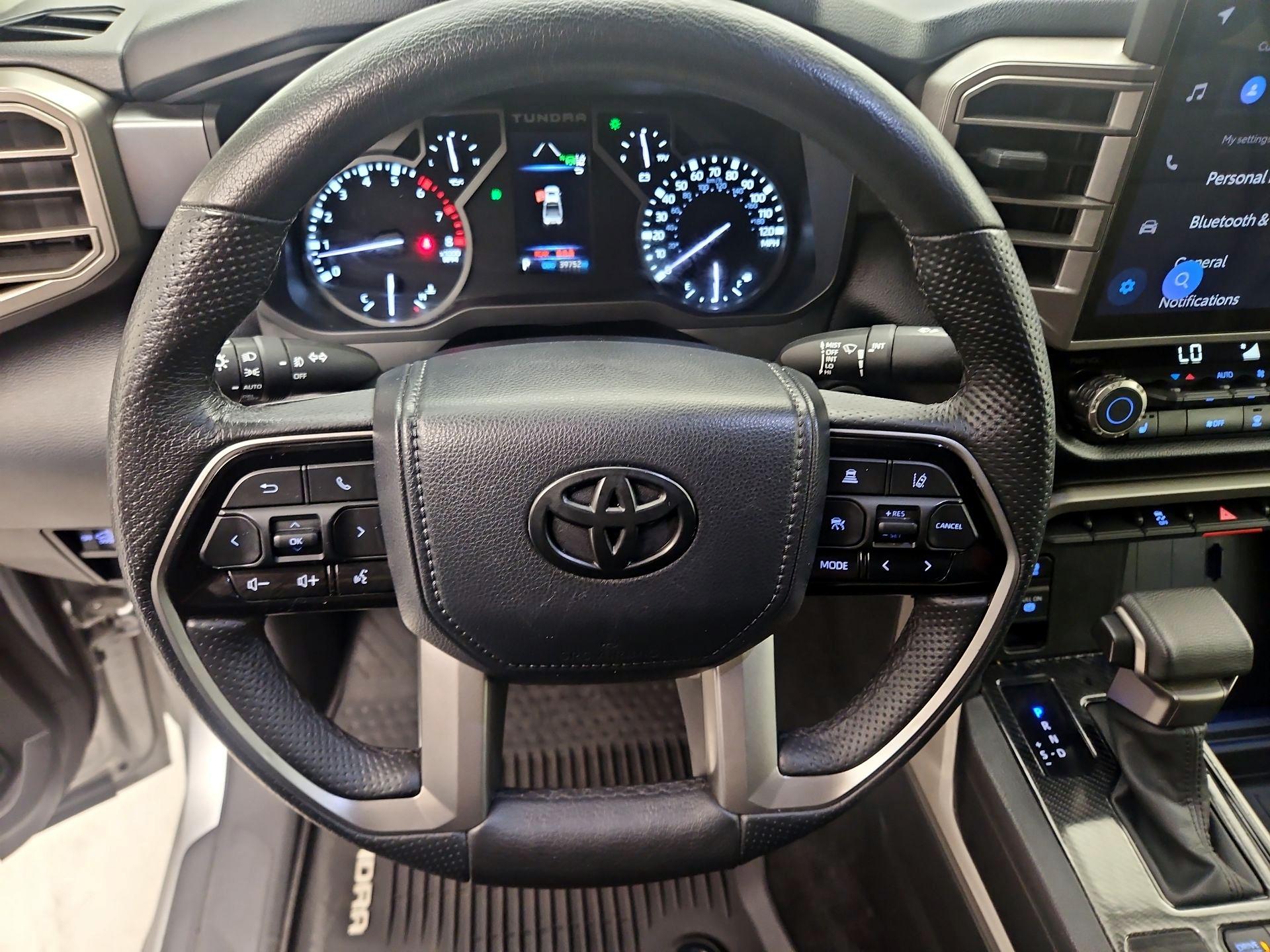 Thumbnail: 2022 Toyota Tundra - 10