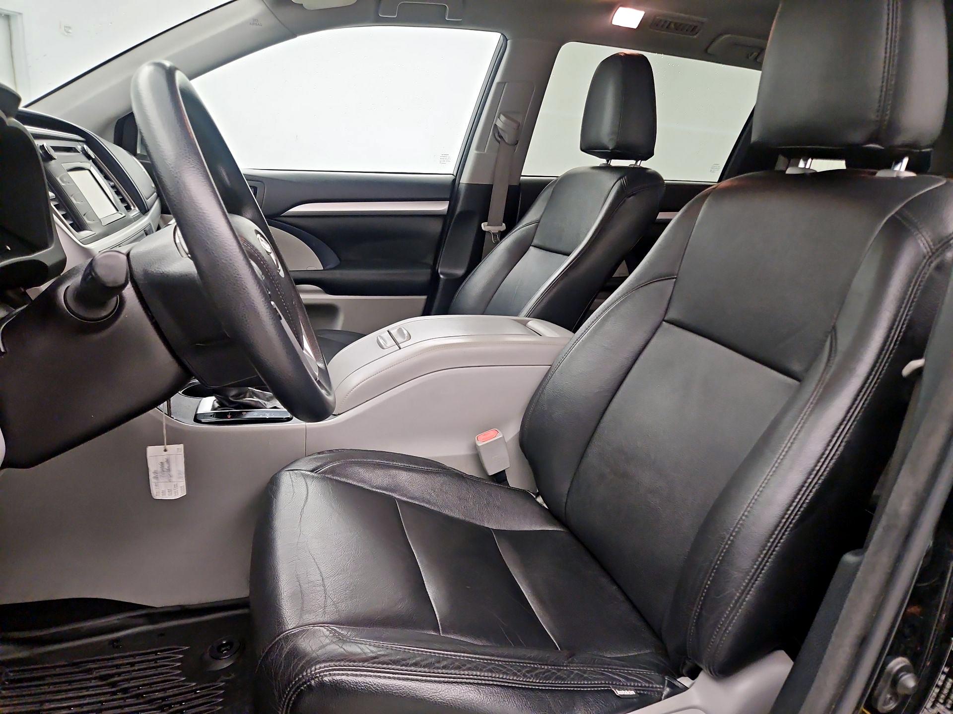 Thumbnail: 2017 Toyota Highlander - 11