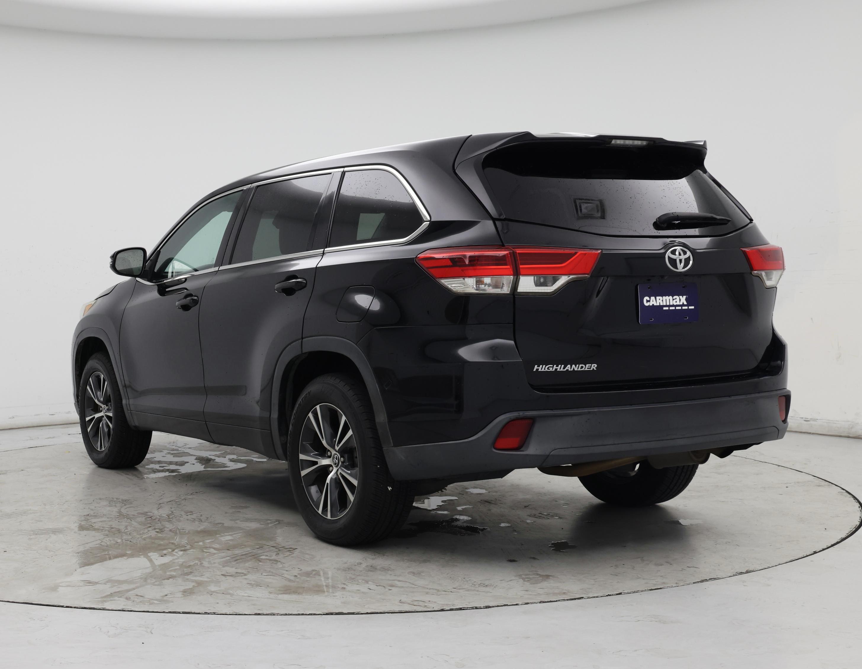 Thumbnail: 2017 Toyota Highlander - 2