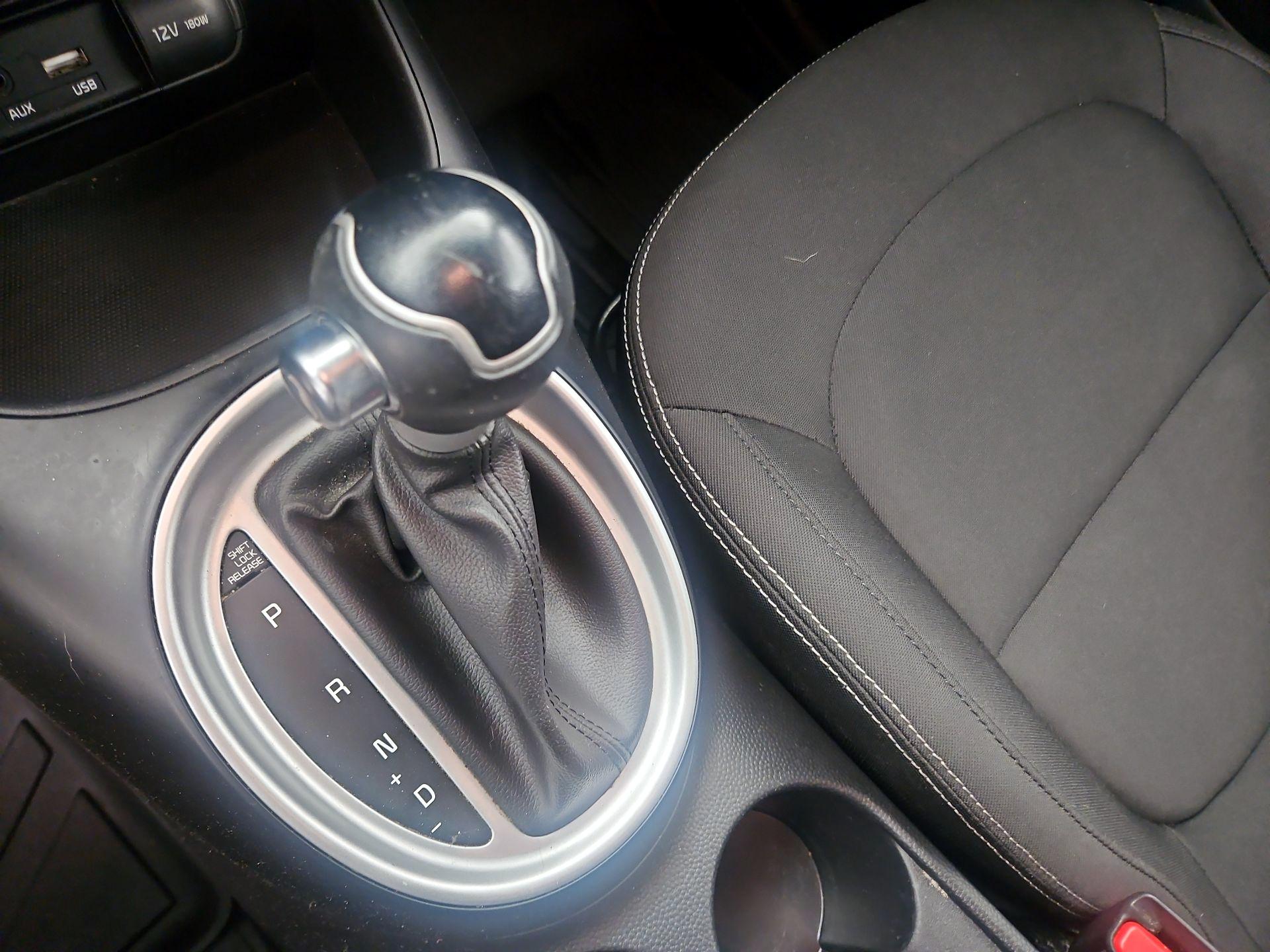 Thumbnail: 2018 Kia Soul - 16
