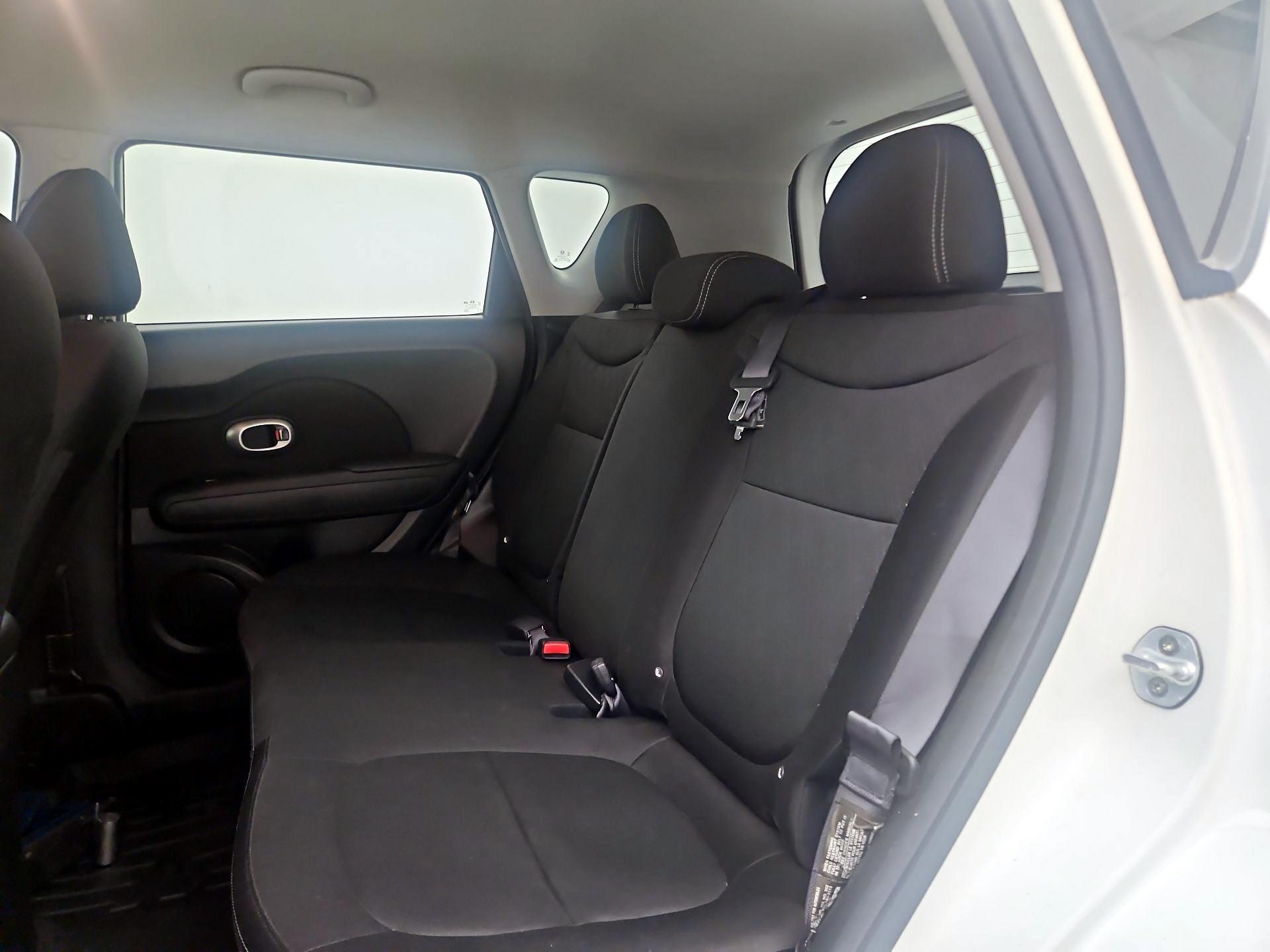 Thumbnail: 2018 Kia Soul - 18