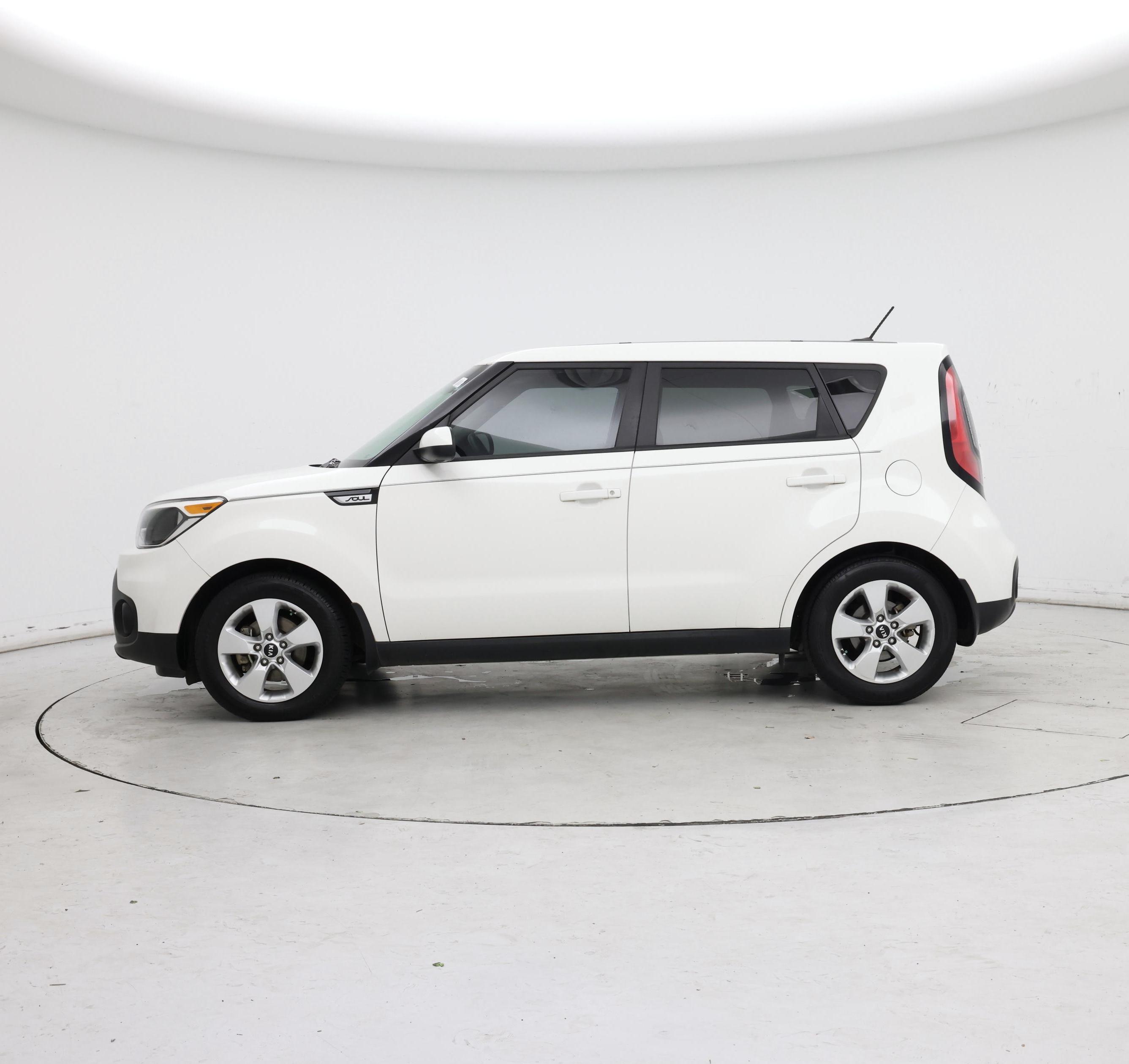 Thumbnail: 2018 Kia Soul - 3