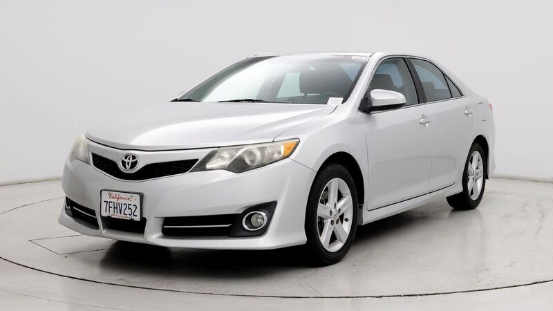 2014 Toyota Camry SE 4