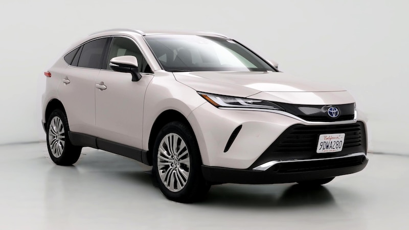 2022 Toyota Venza XLE Hero Image