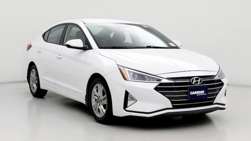 2020 Hyundai Elantra SEL Hero Image