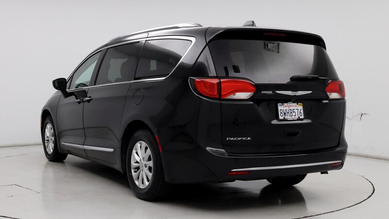 2018 Chrysler Pacifica Touring L 2