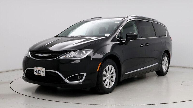 2018 Chrysler Pacifica Touring L 4