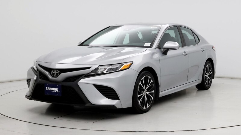 2020 Toyota Camry SE 4