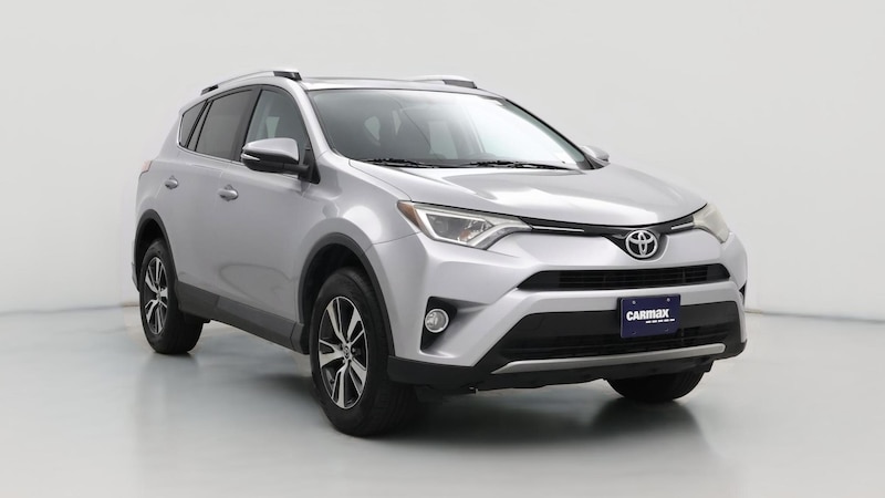 2016 Toyota RAV4 XLE Hero Image