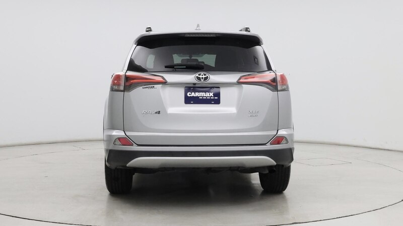 2016 Toyota RAV4 XLE 6