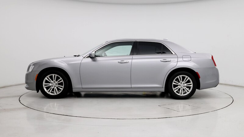 2017 Chrysler 300 C 3