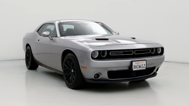 2018 Dodge Challenger SXT Hero Image