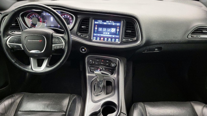 2018 Dodge Challenger SXT 9
