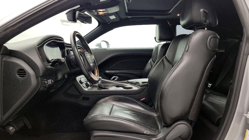 2018 Dodge Challenger SXT 11