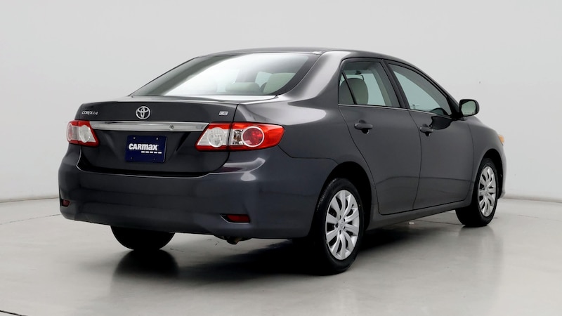 2013 Toyota Corolla LE 8