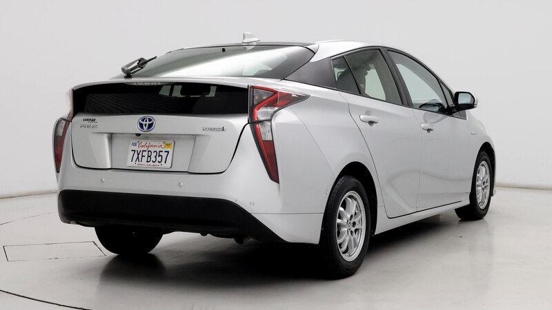 2017 Toyota Prius Four 8