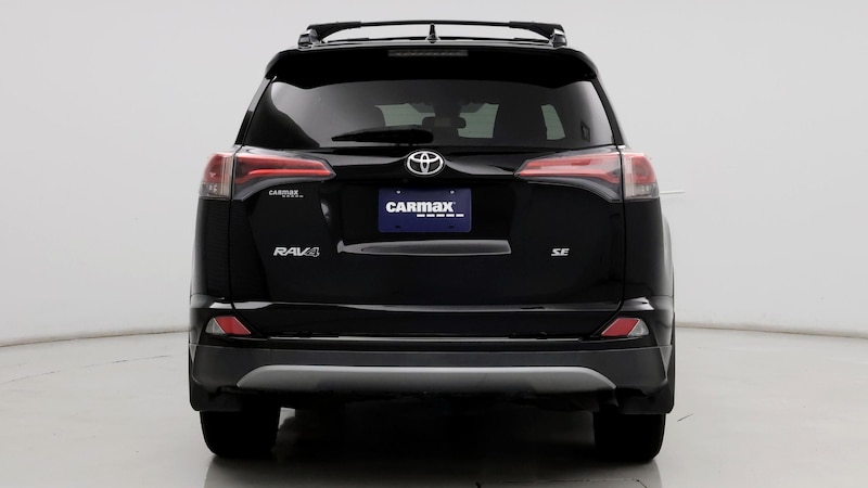 2017 Toyota RAV4 SE 6