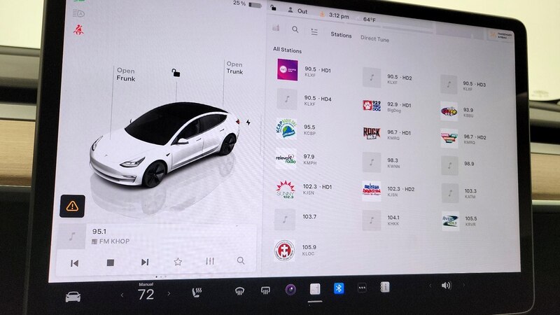 2023 Tesla Model 3  16