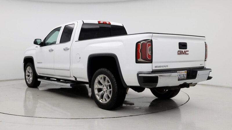 2018 GMC Sierra 1500 SLT 2