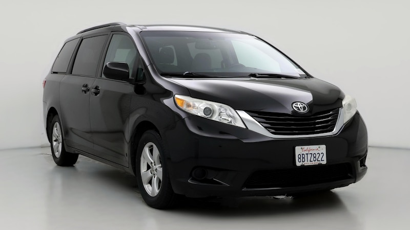 2016 Toyota Sienna LE Hero Image