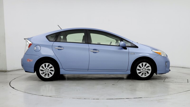 2014 Toyota Prius Plug-in 7