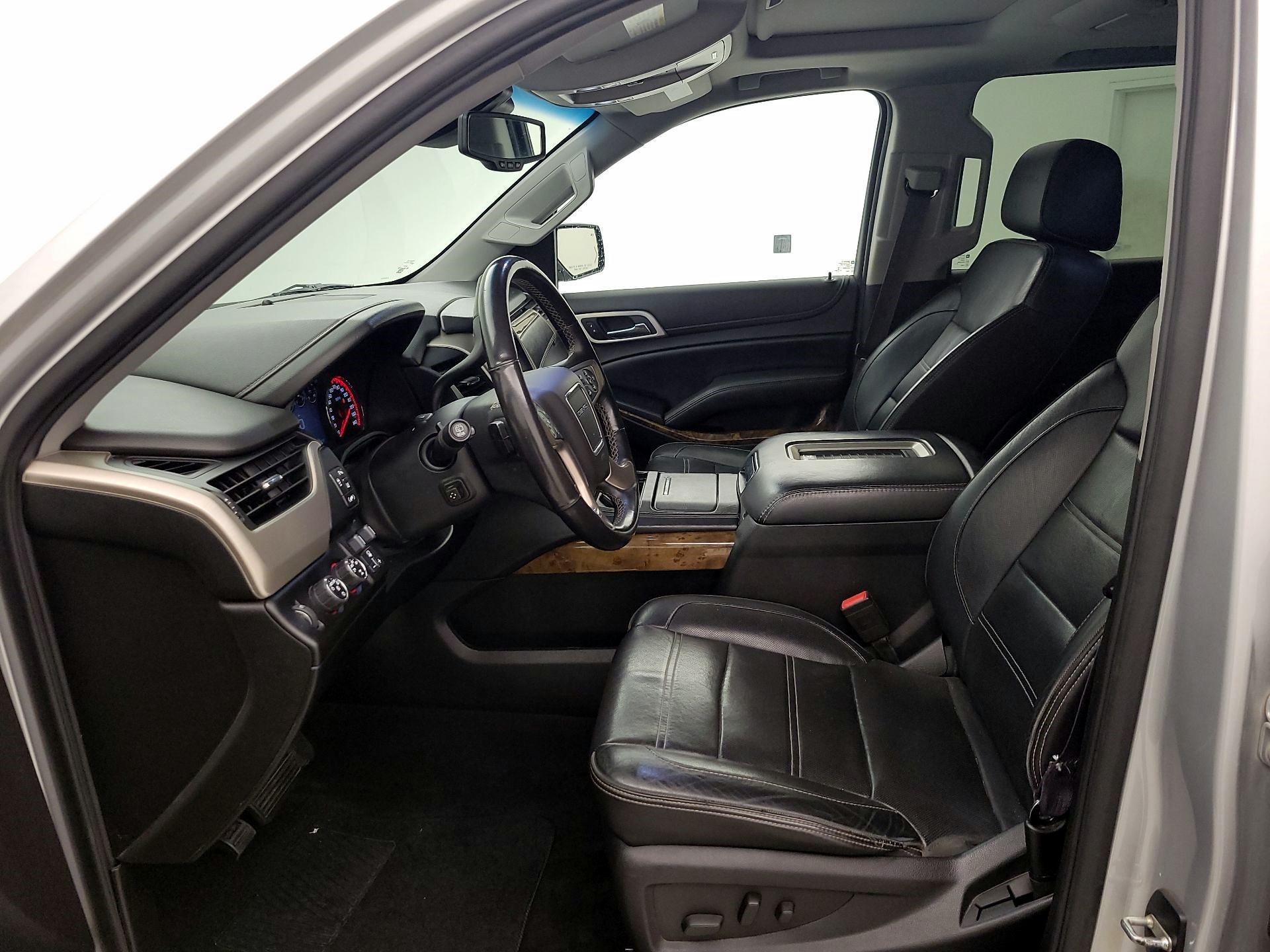 Thumbnail: 2015 GMC Yukon XL - 11