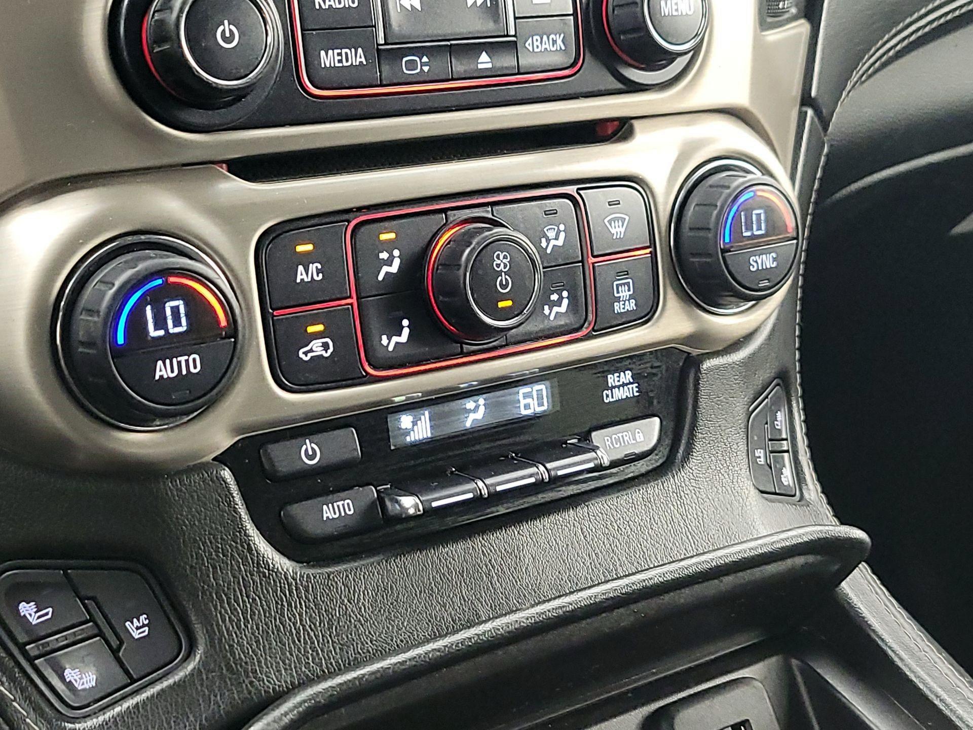 Thumbnail: 2015 GMC Yukon XL - 17