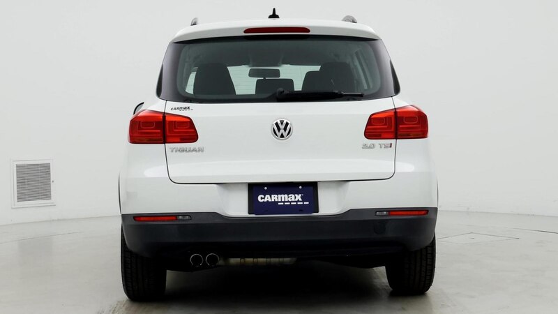 2015 Volkswagen Tiguan S 6