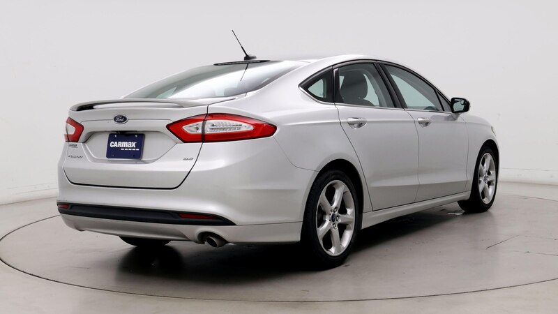 2015 Ford Fusion SE 8