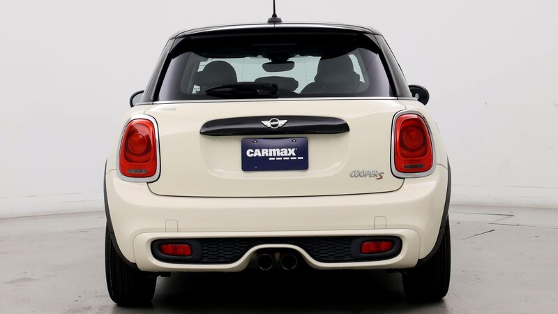 2015 MINI Cooper Hardtop S 6