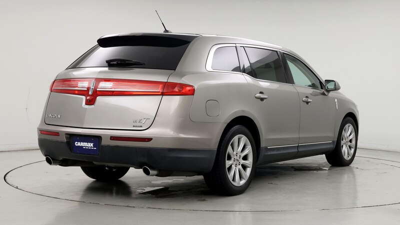 2015 Lincoln MKT  8