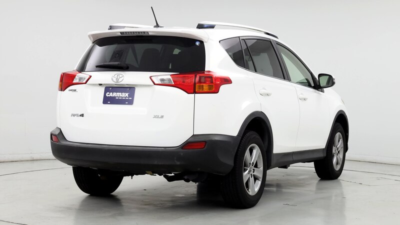 2015 Toyota RAV4 XLE 8