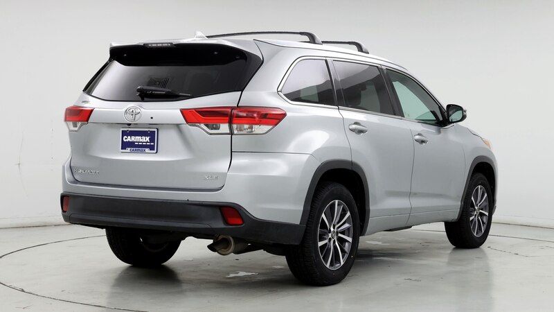 2017 Toyota Highlander XLE 8