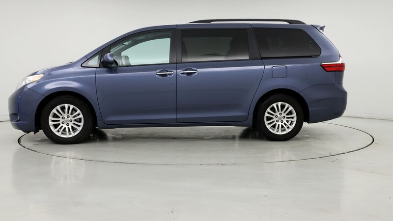 2017 Toyota Sienna XLE 3