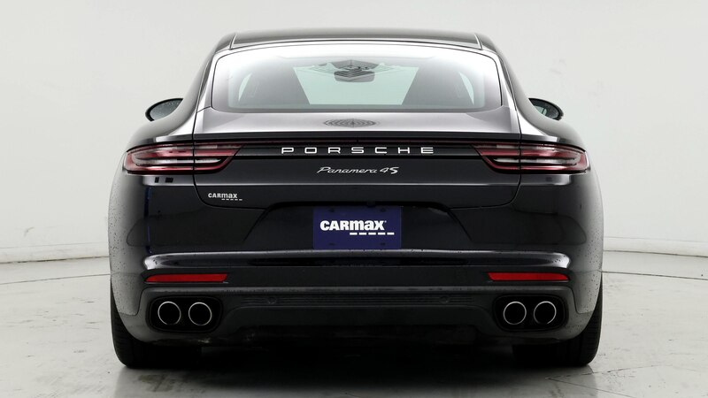 2017 Porsche Panamera 4S 6