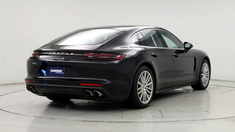 2017 Porsche Panamera 4S 8