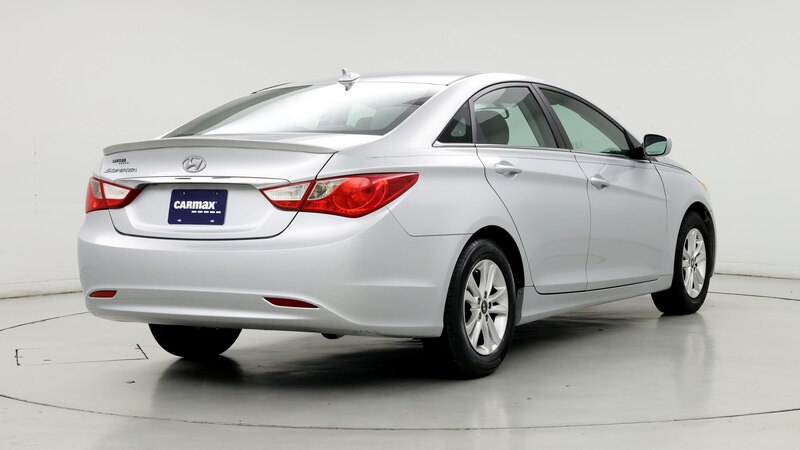 2013 Hyundai Sonata GLS 8