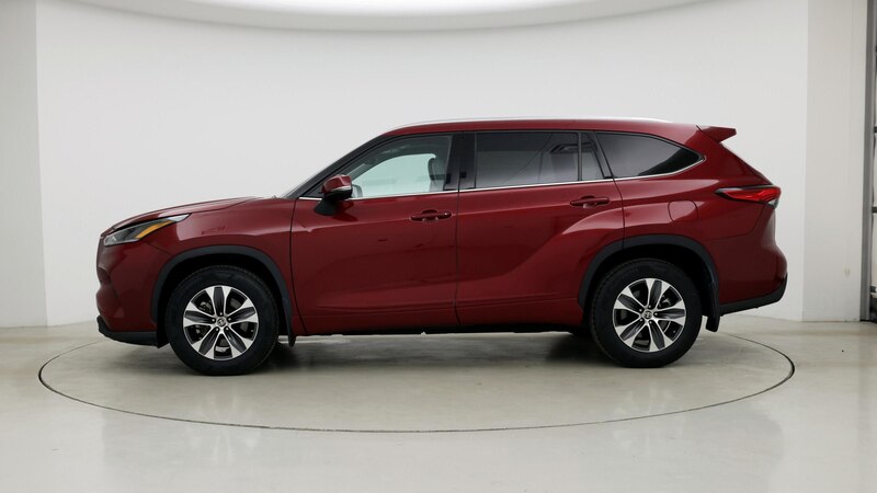 2021 Toyota Highlander XLE 3