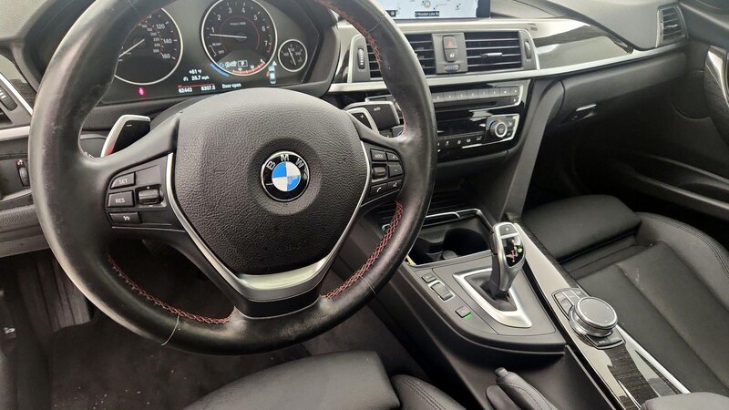 2018 BMW 3 Series 330i 9