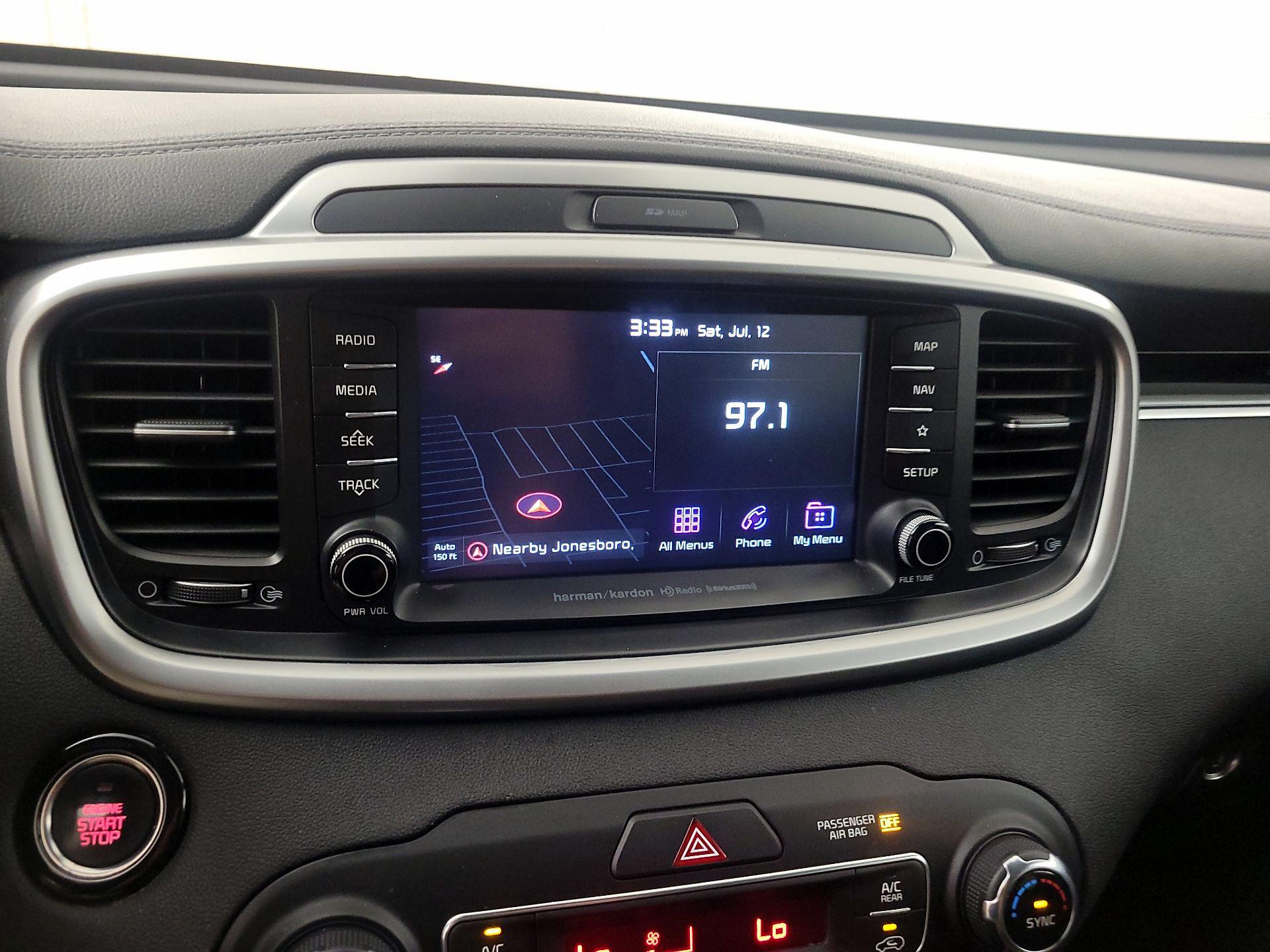 Thumbnail: 2019 Kia Sorento - 16