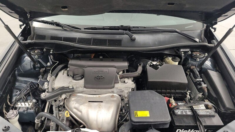 2014 Toyota Camry SE 20