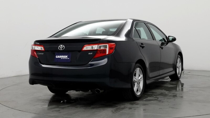 2014 Toyota Camry SE 8