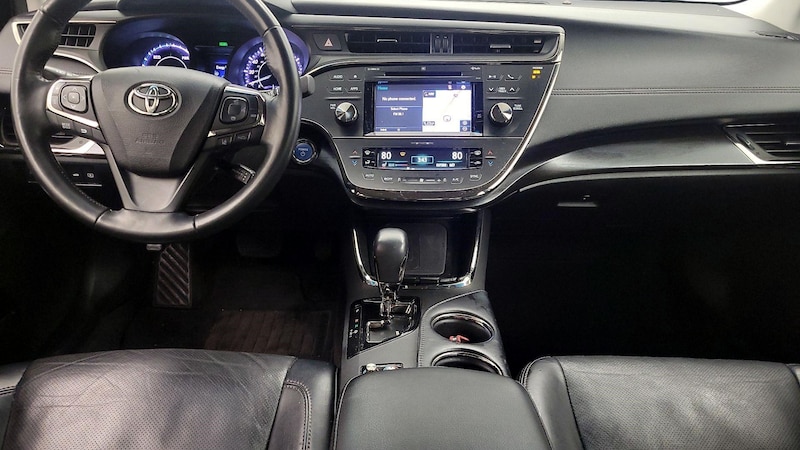 2016 Toyota Avalon Limited 9