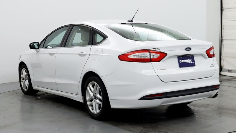 2016 Ford Fusion SE 2