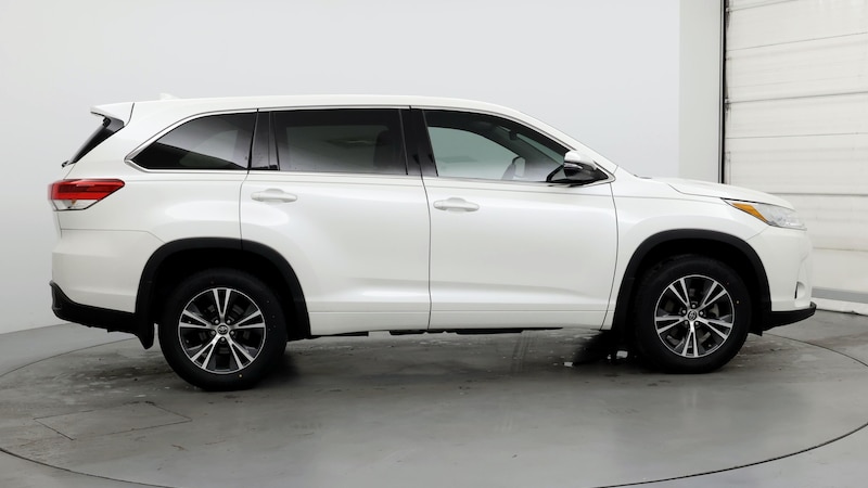 2017 Toyota Highlander Plus 7