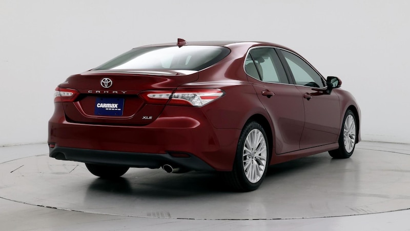 2019 Toyota Camry XLE 8