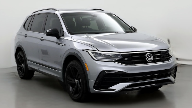 2023 Volkswagen Tiguan SE R-Line Black Hero Image