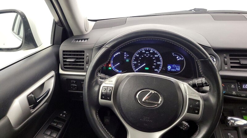 2013 Lexus CT 200h 10