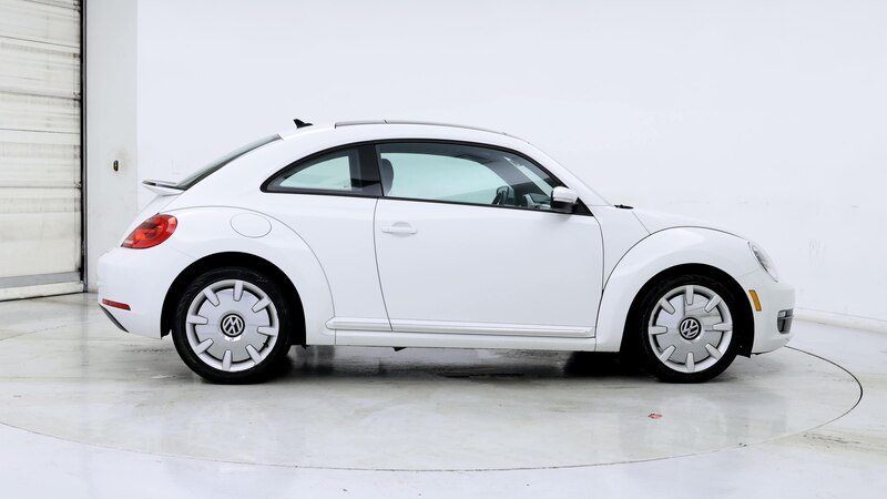 2016 Volkswagen Beetle SE 7